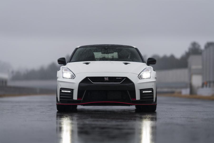  Nissan GT-R Nismo (R35) 2019 года  (WW) (фото 32 из 81)